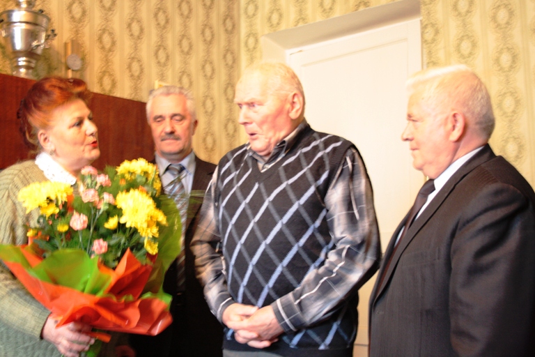 Поздрпвления юбиляру