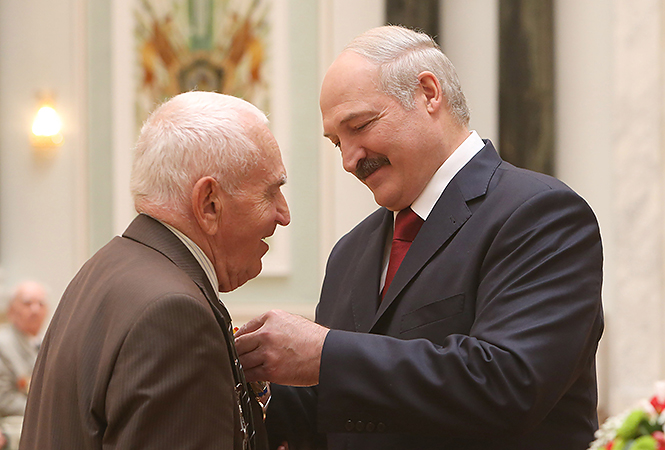 Василий Хурсан и Александр Лукашенко