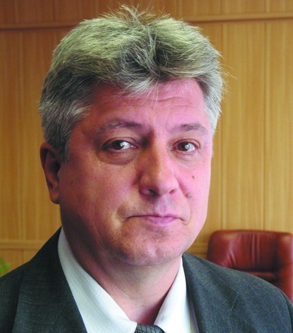 Петр Ахраменко