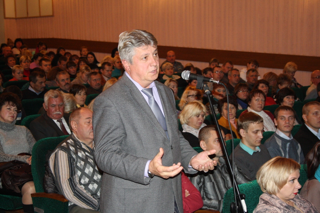 Петр Ахраменко