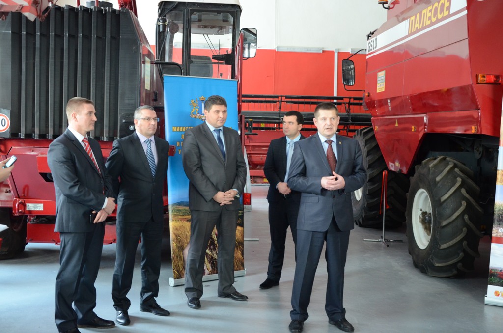 На открытии гомсельмашевской аудитории в Ульяновской сельхозакадемии