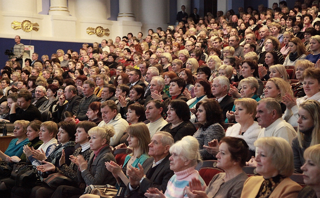 Сельмашевцы на праздничном вечере