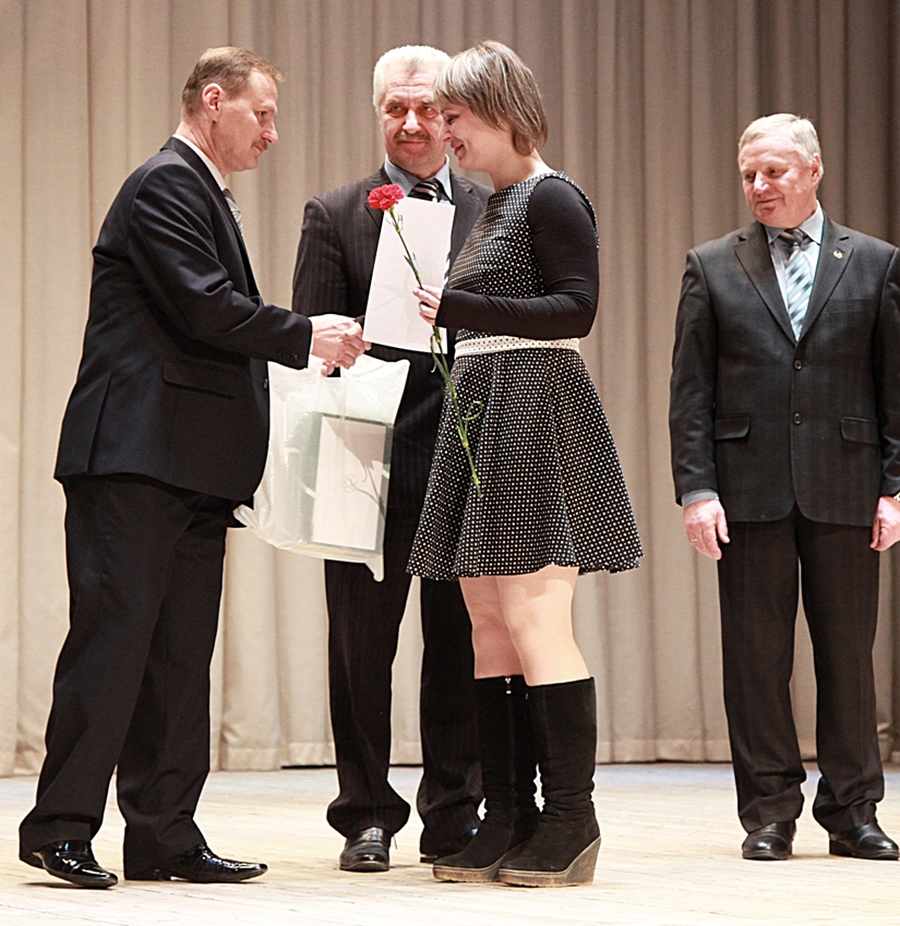 Награды - лучшим