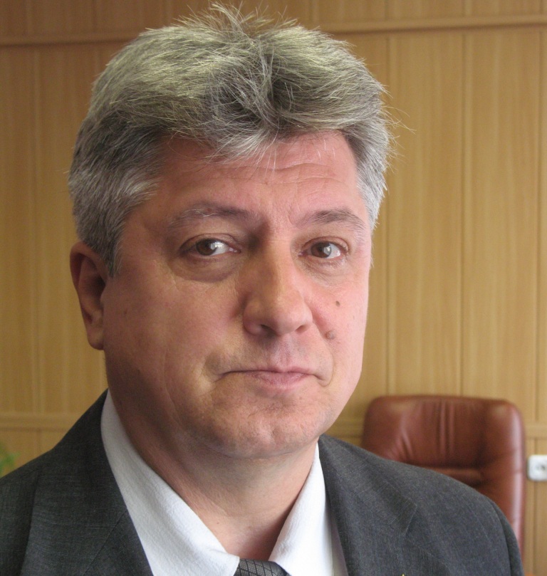 Петр Ахраменко