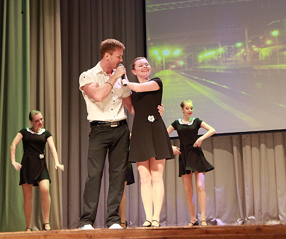 ''Последняя электричка''. Дмитрий Лозбенев и ''Апельсин ПЛЮС''