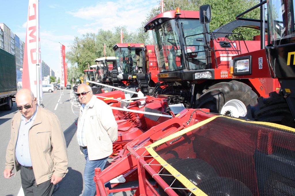 ''Весна в Гомеле - 2016''. Гомсельмашевская экспозиция