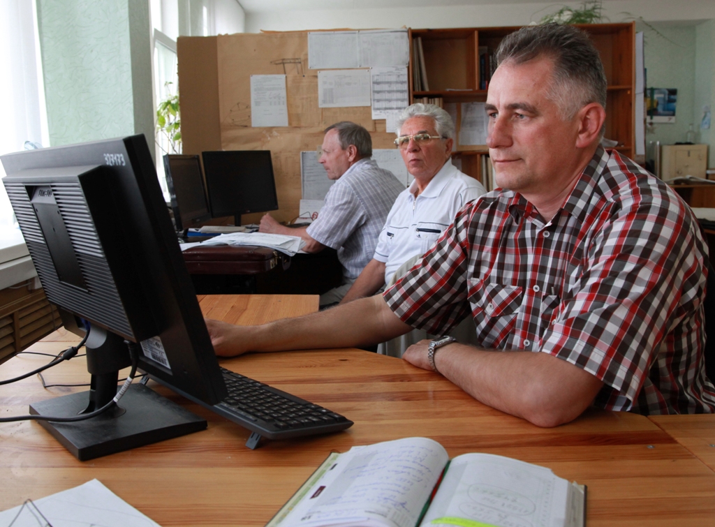 Г. Кондратенко, В. Шуринов и М. Савков