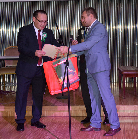 А. Болд и Д. Крючков