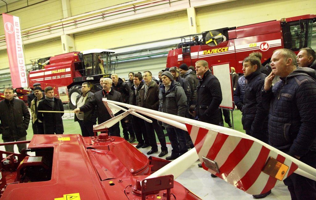 На постоянно действующей выставке продукции