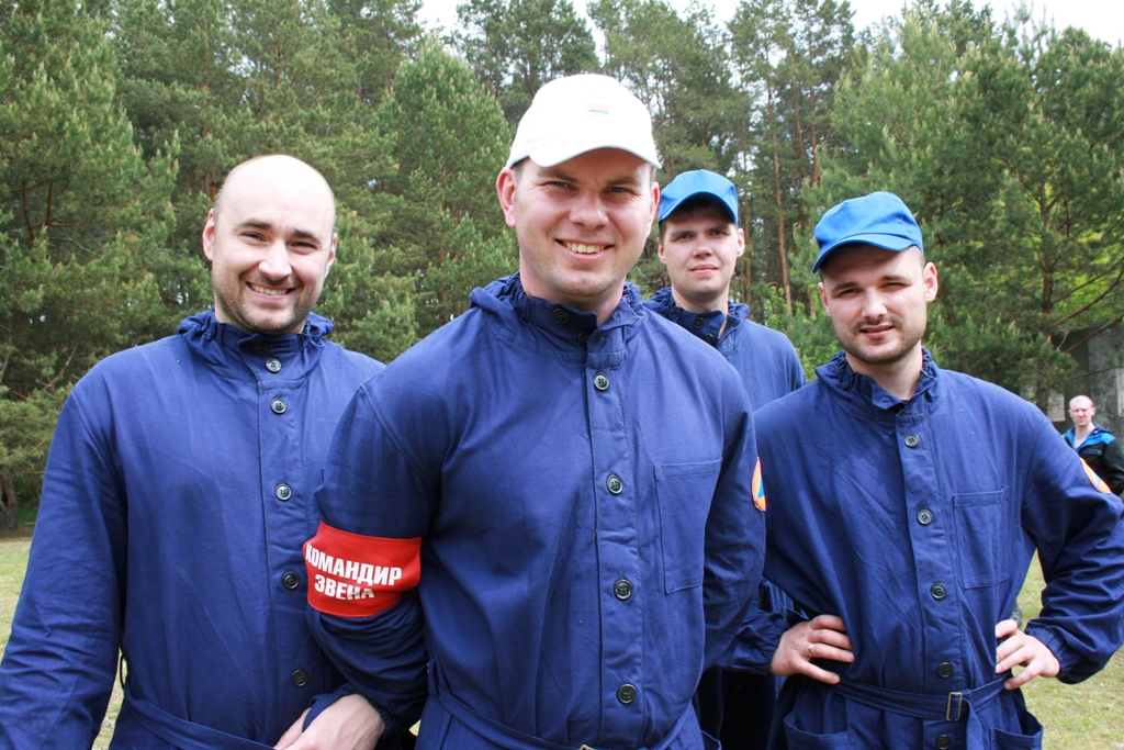 Команда поста радиационно-химического наблюдения ОАО ''ГЗЛиН''