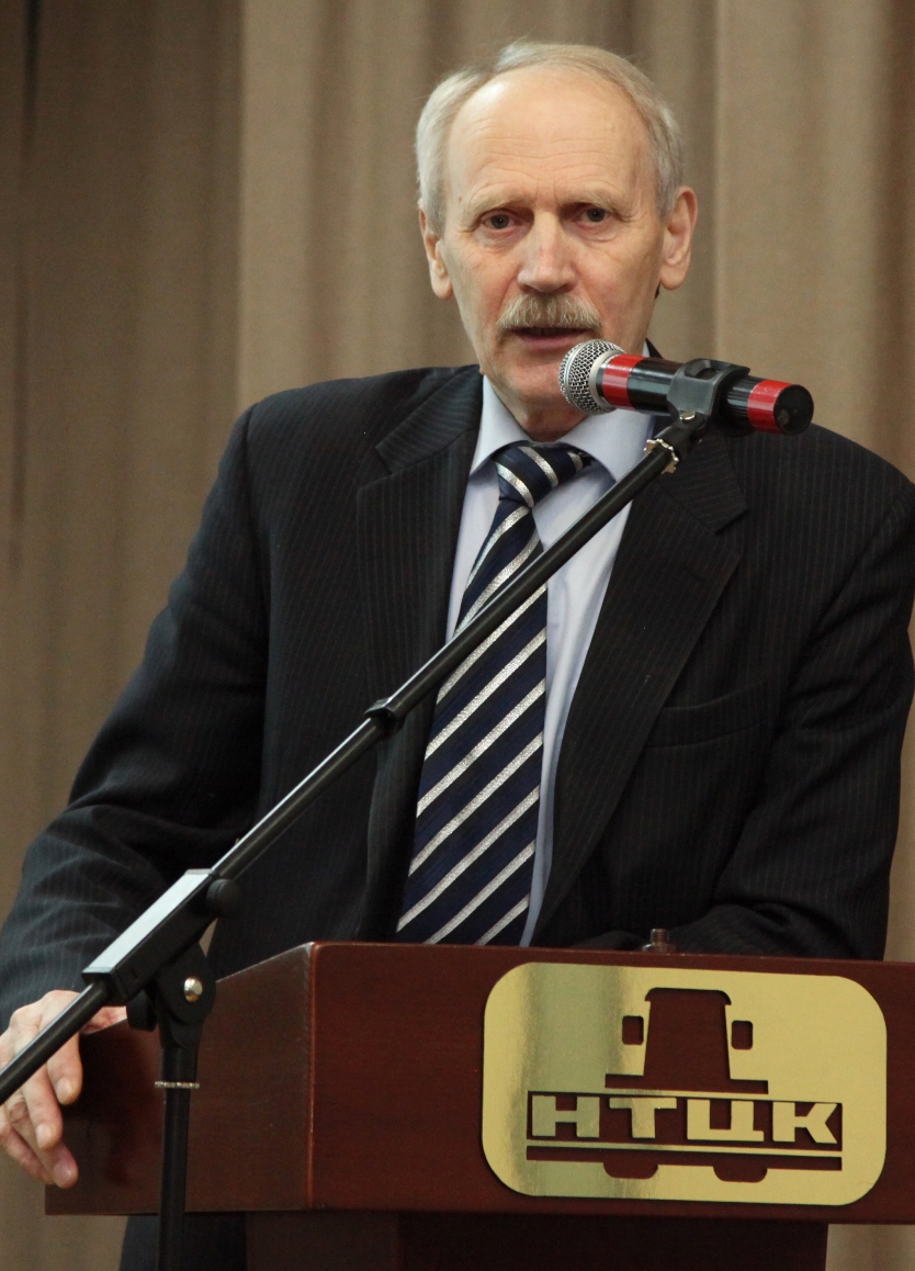 Выступает Виктор Жорник