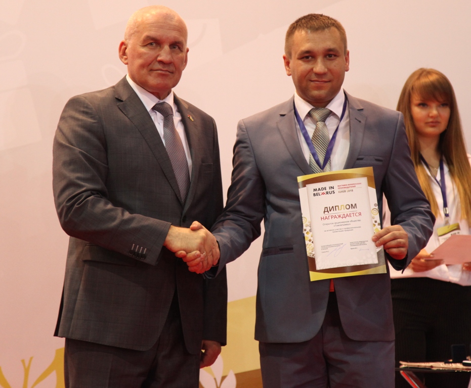 И. Сокол и Д. Крючков