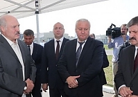 Александр Лукашенко: «Гомсельмаш» был, есть и будет в нашей стране