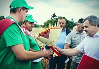 Начали появляться первые тысячники на гомсельмашевских комбайнах