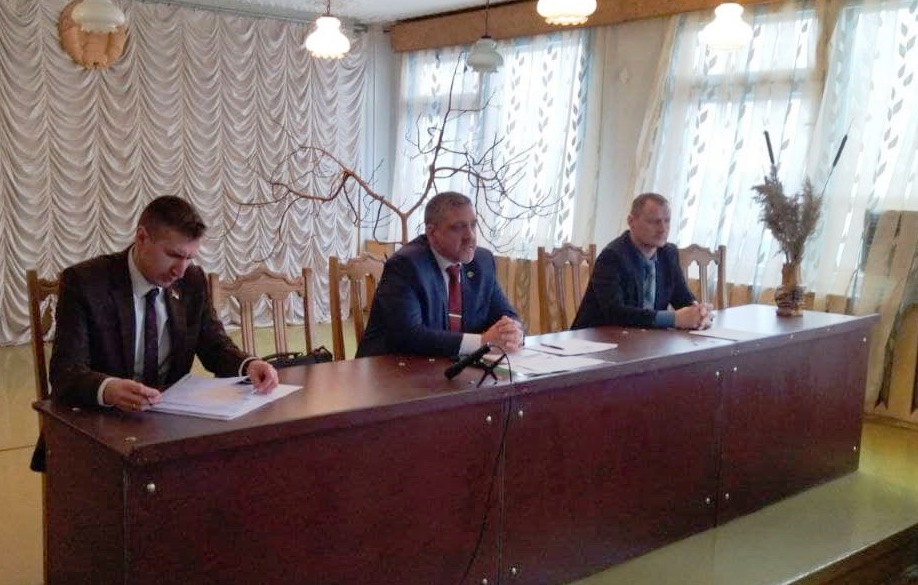 2022_01_27_встреча - президиум.jpg