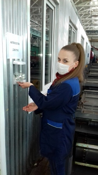 2020_04_07_Брянсксельмаш - работница.jpg