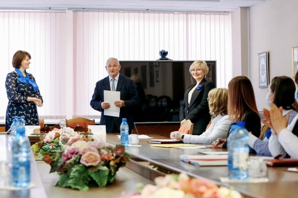 2021_03_04_в Минпроме.jpg