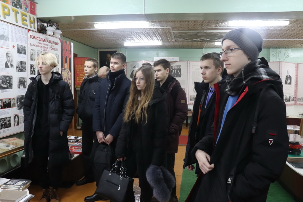 2021_12_23_в музее 1.jpg