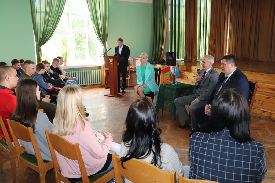 2021_06_08_диалог 1.jpg