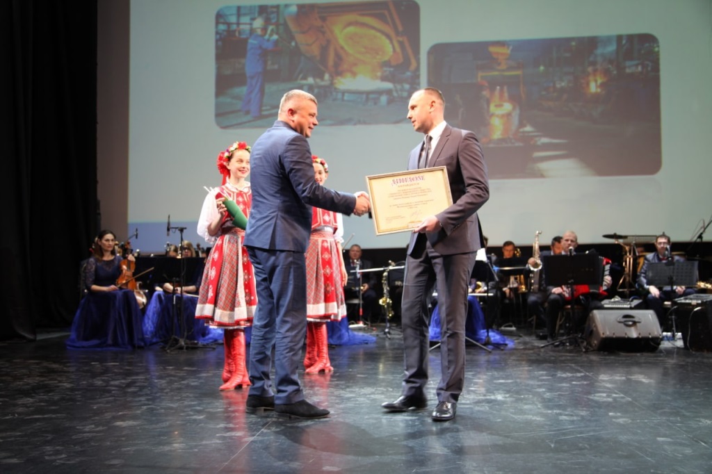 2022_05_31_чествование 3.jpg