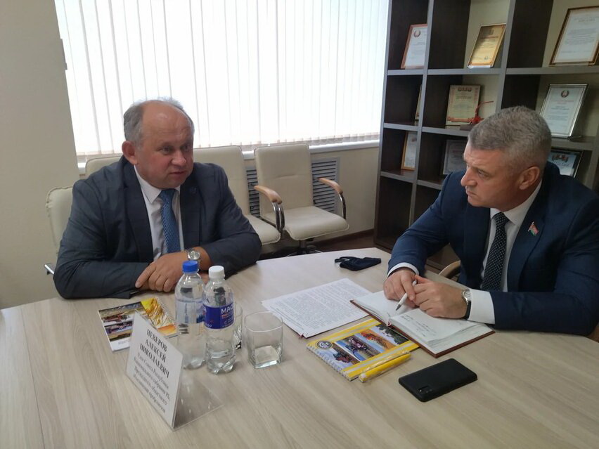 2021_10_07_прием Неверова 2.jpg