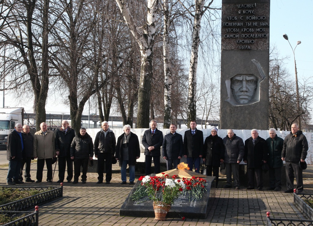 2020_02_20_возложение 4.jpg