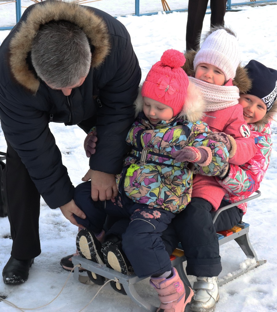 2021_02_23_на санках.jpg