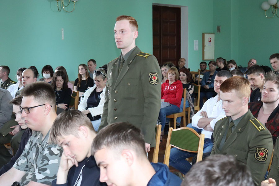 2021_06_08_диалог 3.jpg