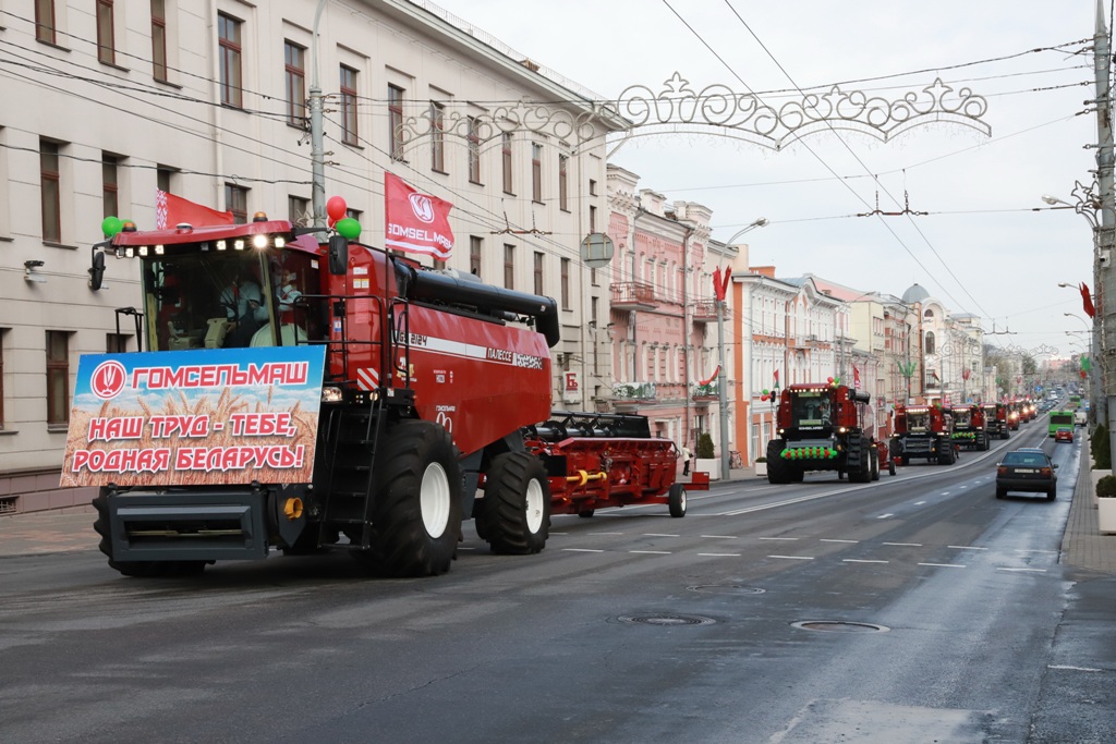 2021_05_04_Первомай - комбайнопробег.jpg