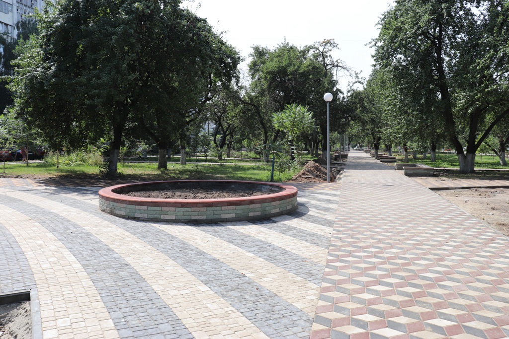 2021_08_10_сквер 2.jpg