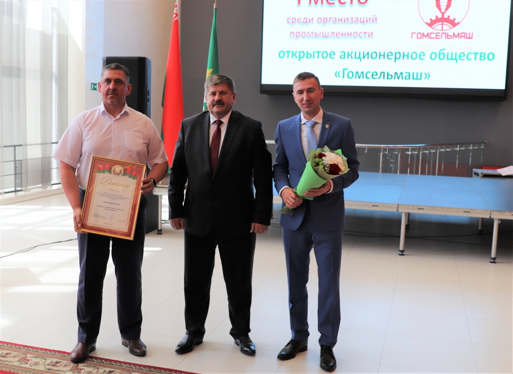 2021_06_17_на церемонии вручения премий 2.jpg