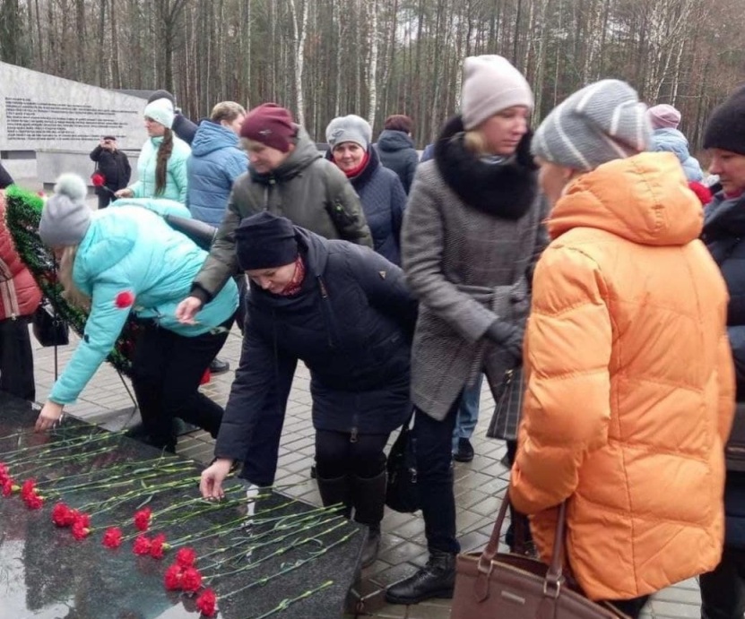 2021_11_30_возложение 6.jpg