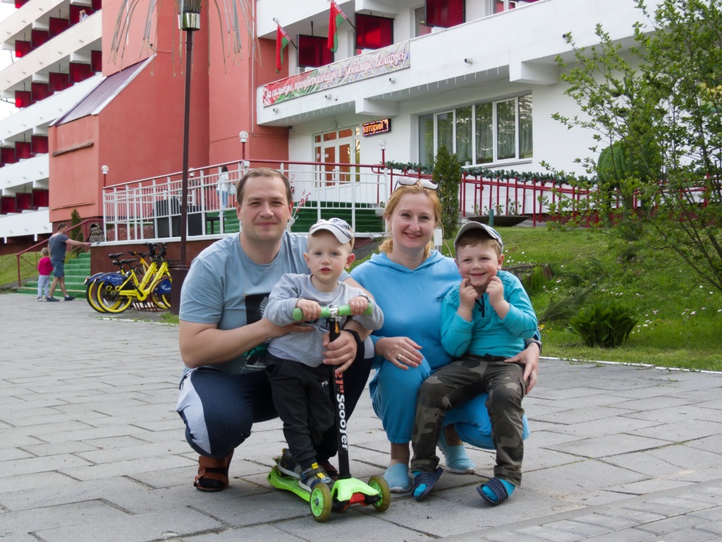 2021_05_20_семья Флоризяк.jpg