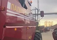 «Вася-Пельмень» поблагодарил «Гомсельмаш» за «красавчика» КЗС-812