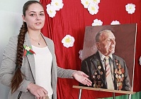 Легендарный гомсельмашевец запечатлен в красках и оттенках Победы