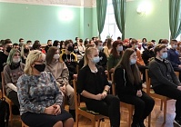Участники диалоговой площадки: патриотизм — это не пустые слова